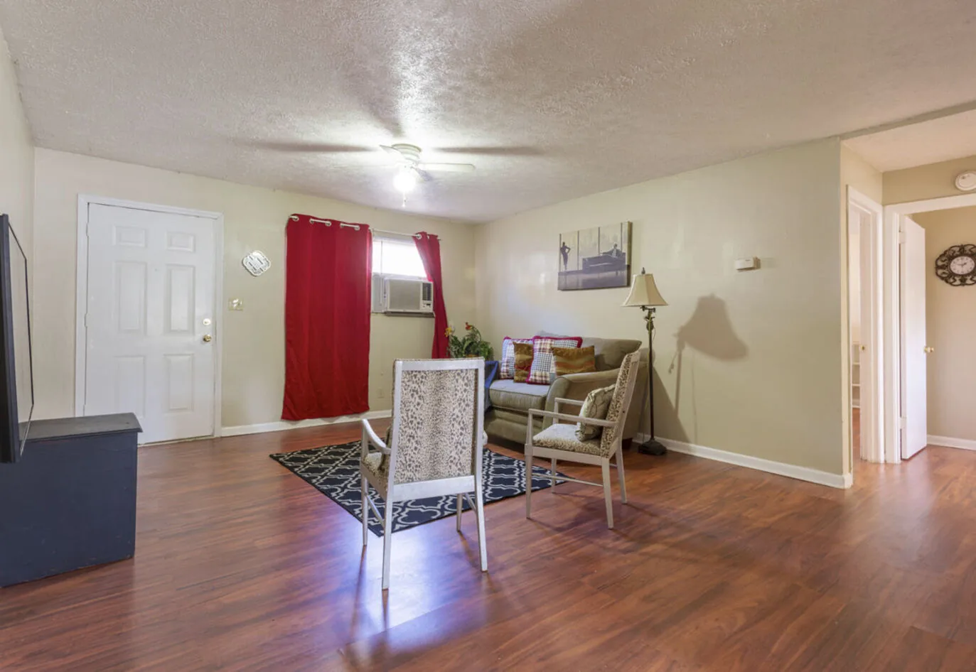 Living area toward the entry
